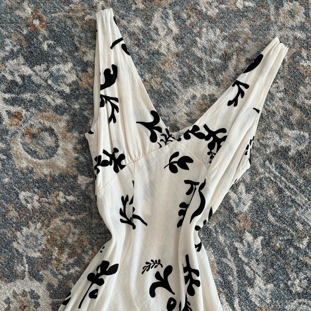 bias cut linen blend maxi - Picture 3 of 5